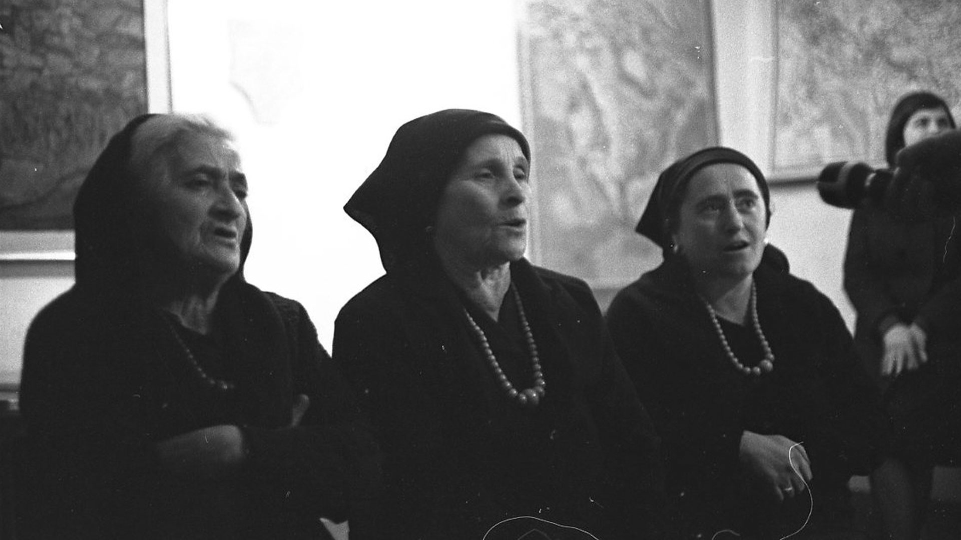 Gruppo-di-Cantrici_header_canti-vatocco1