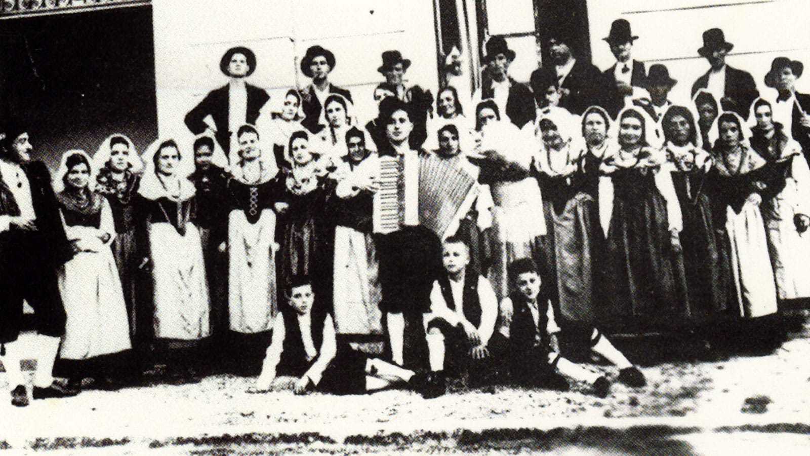 1-Laccio